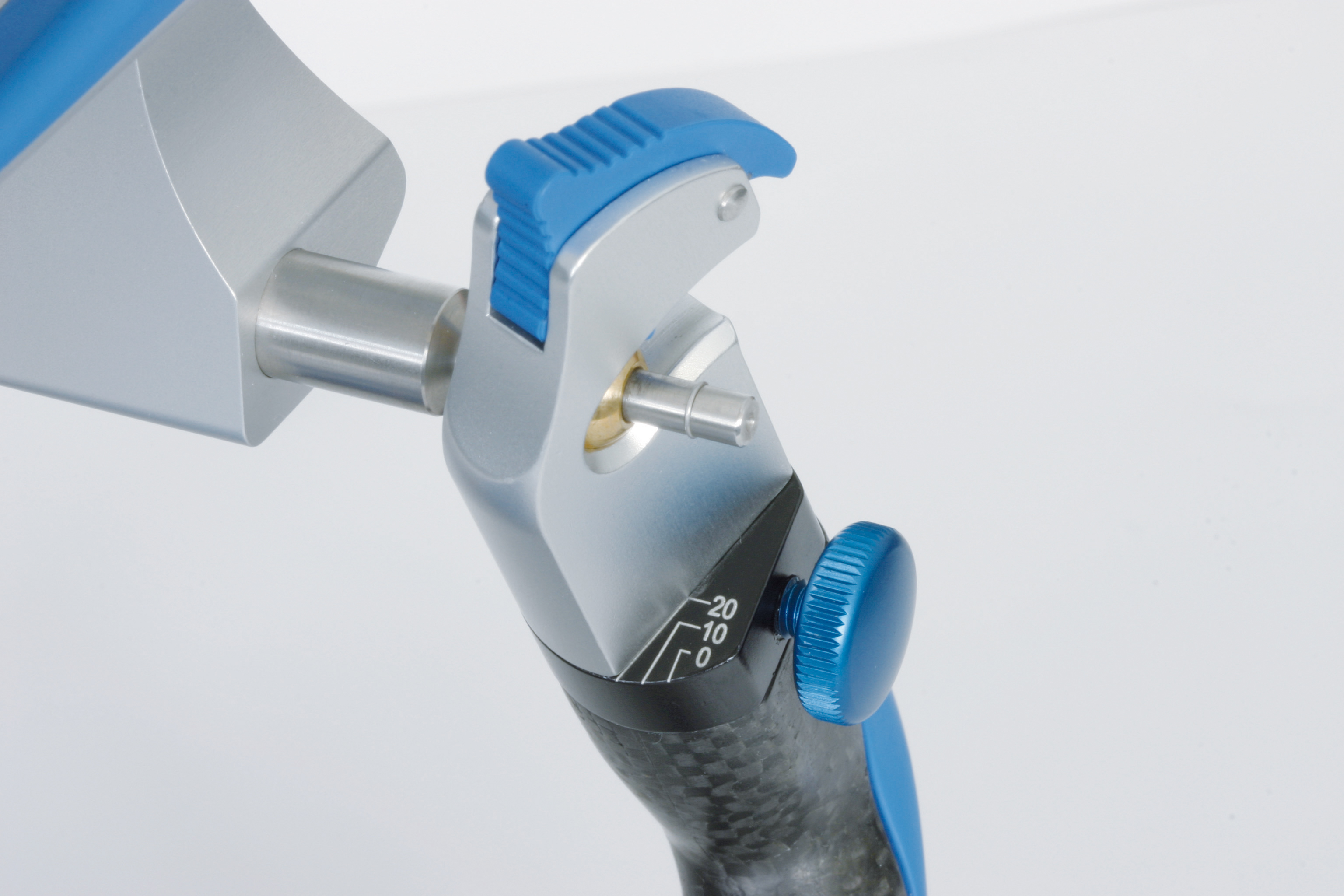 AG_Equipment_ArtexCN_03_100330