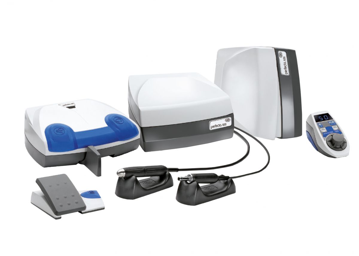 W_H-Perfecta-300-LA_323-K-_-Apparat-dlya-zubotekhnicheskoy-laboratorii-s-kolennym-upravleniem_-s-nakonechnikom