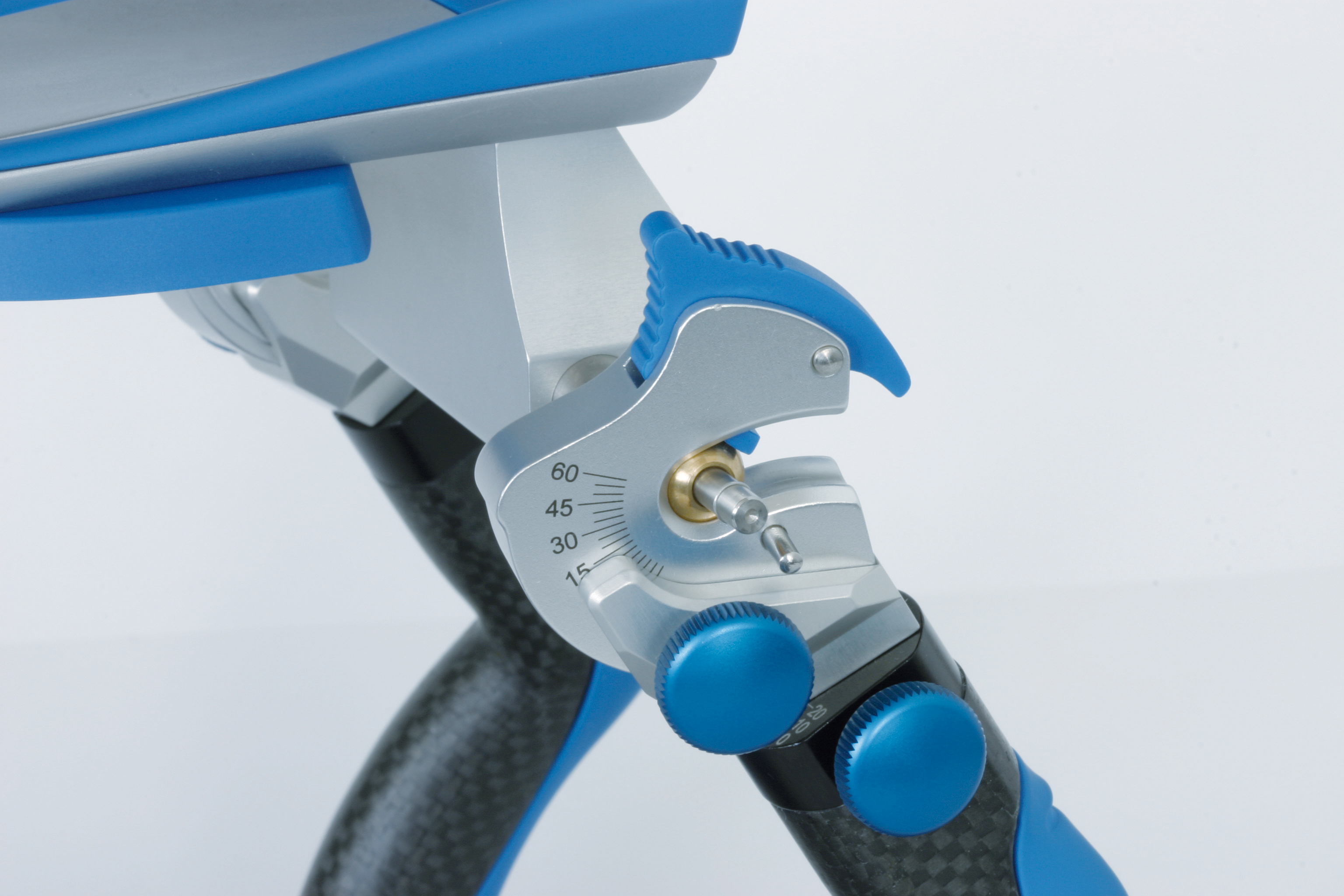 AG_Equipment_ArtexCT_02_100330