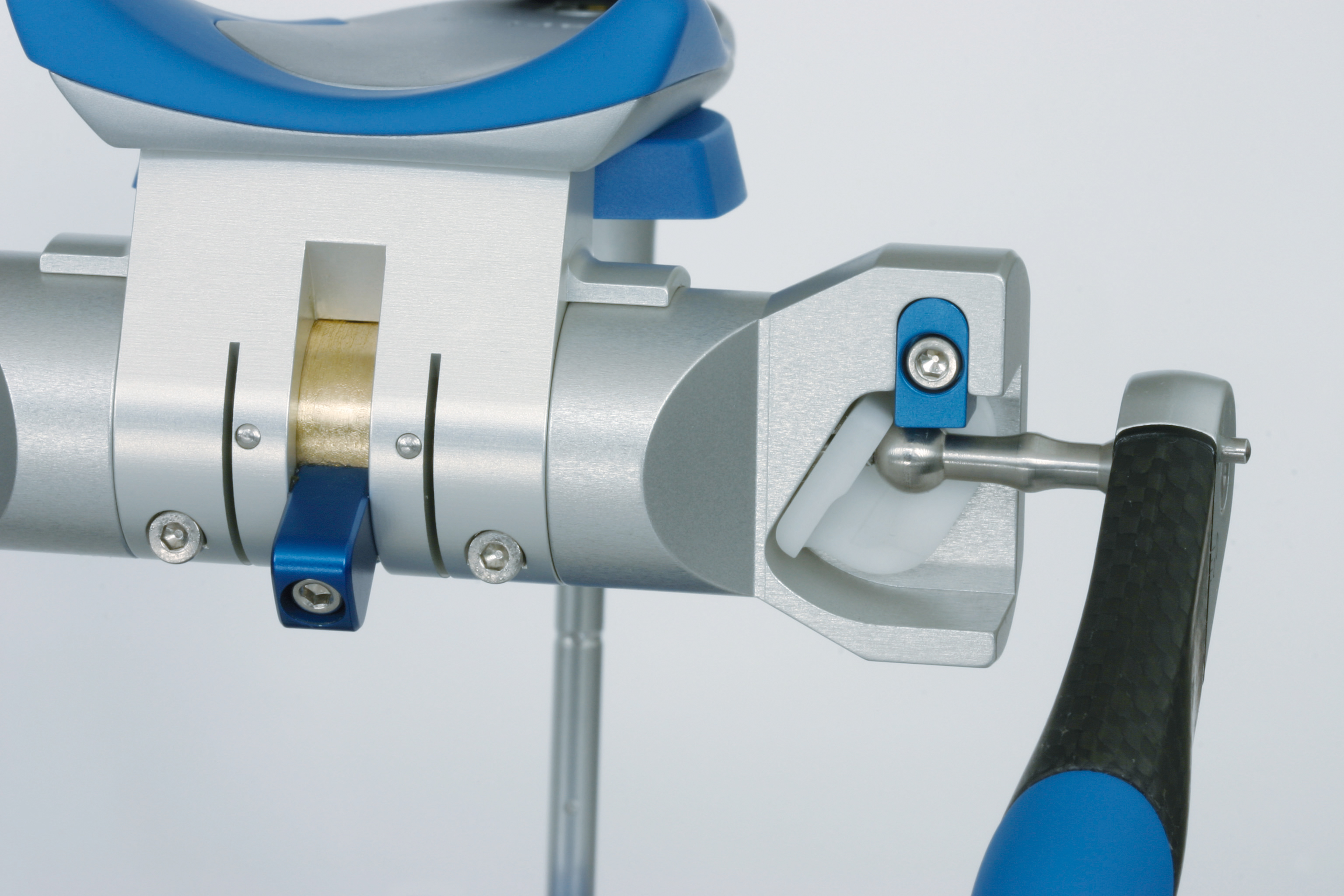 AG_Equipment_ArtexCP_02_100330