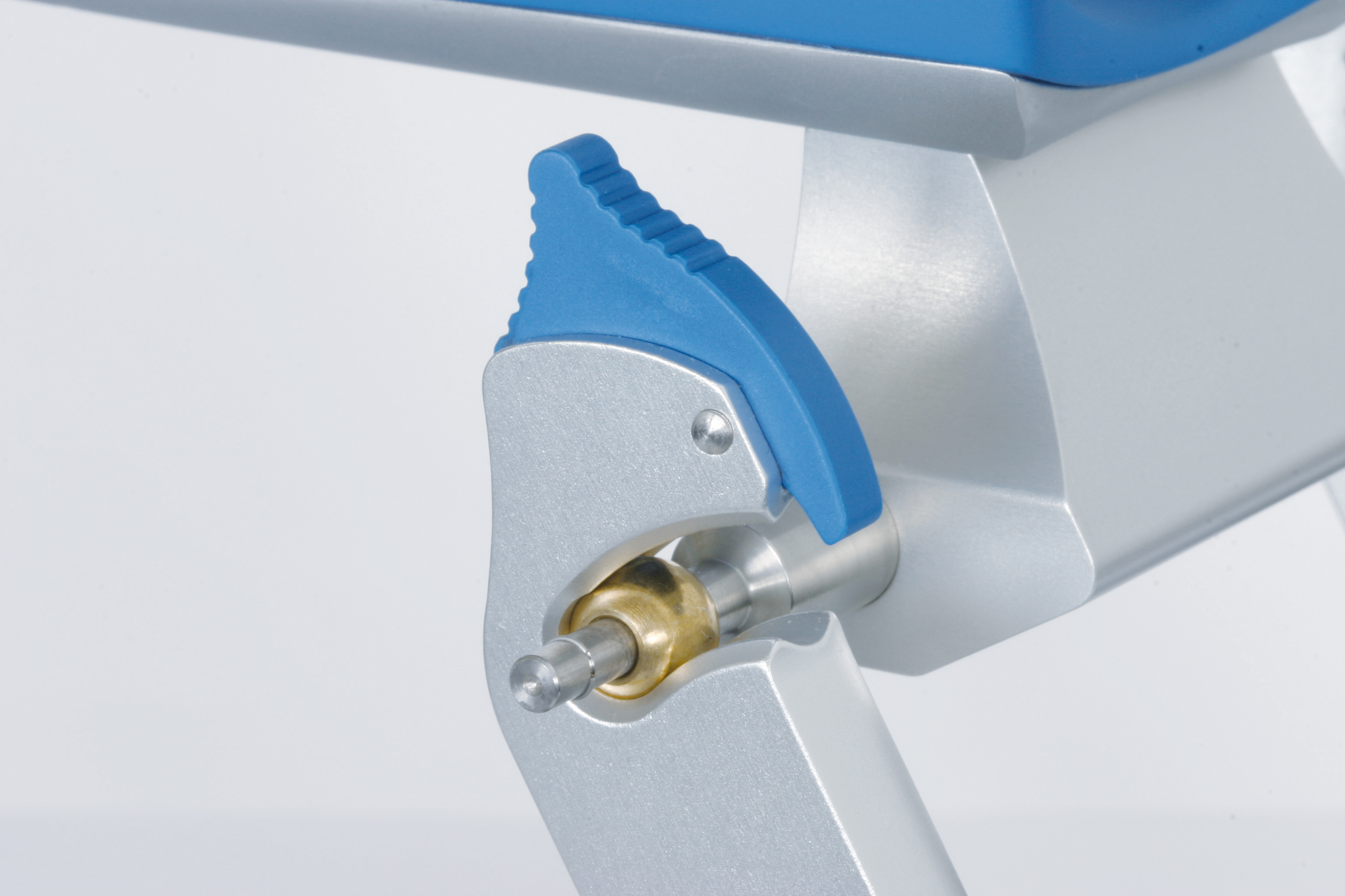 AG_Equipment_ArtexCN_02_100330